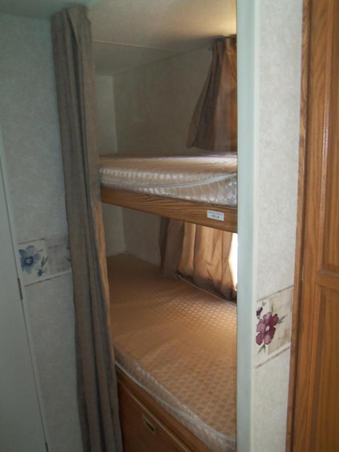 A Comfortable Place To Rest Or Play At Fort Myers Beach Rv Resort Exterior foto